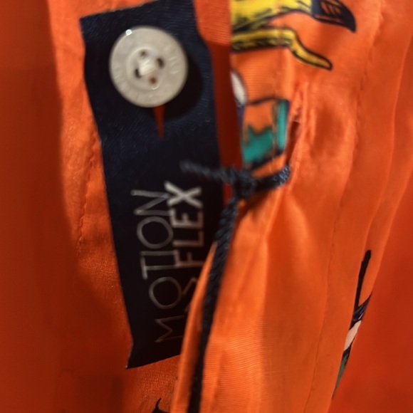 XXL crown & Ivy classic fit brand new with tags toucan’s on it motion flex 💪 - Picture 4 of 7